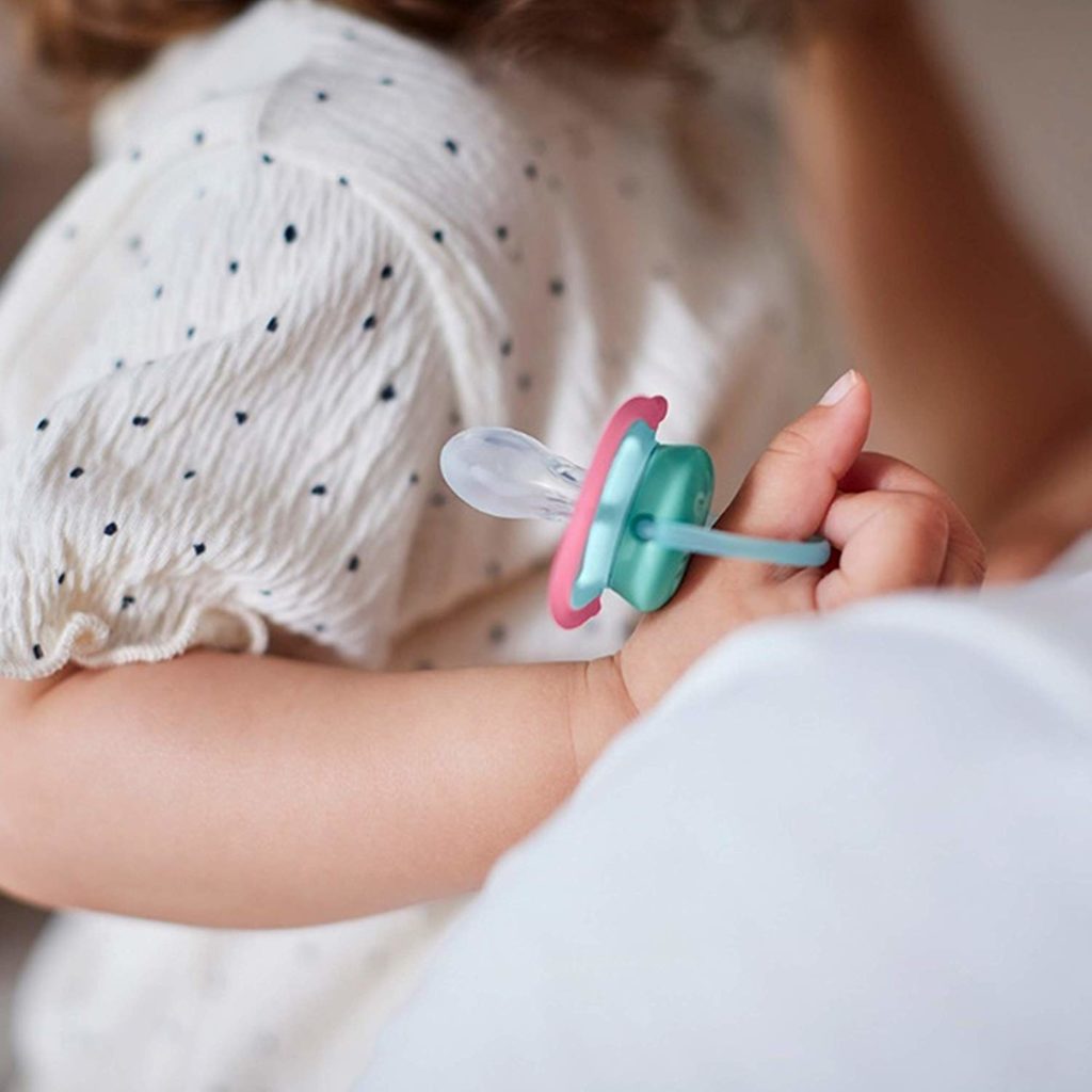 هر آنچه درباره پستانک باید بدانید