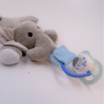 عروسک پستانک اتصال محکم