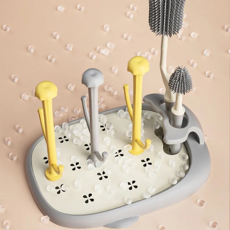 bottle Drying Rack آبچکان لوازم کودک به همراه شیشه شور سیلیکونی ast199