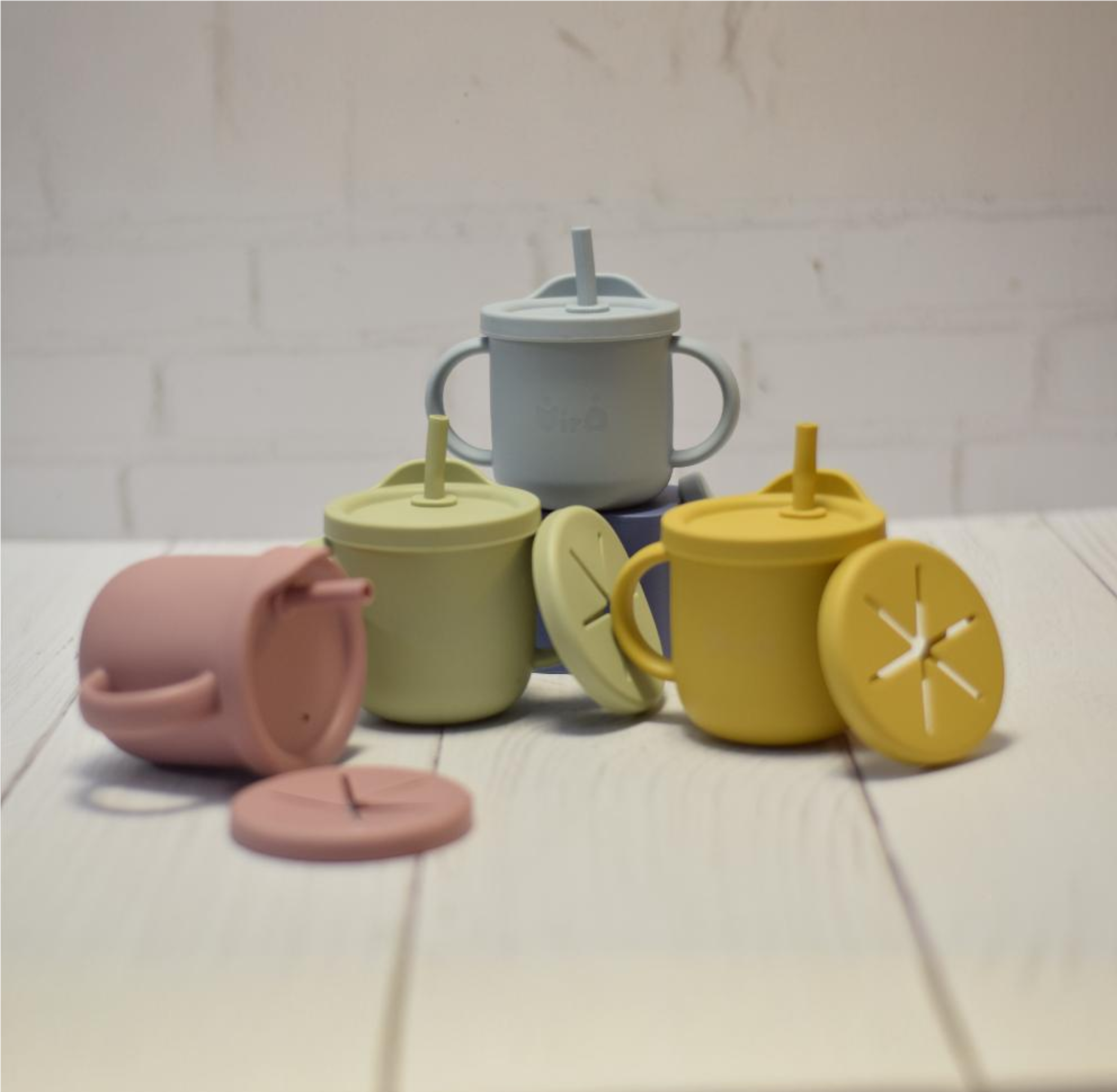 pikaso_edit(1) عکس کور لیوان استار باکس برند ویرا