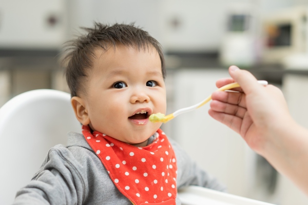غذای مناسب برای کودک 8 ماهه