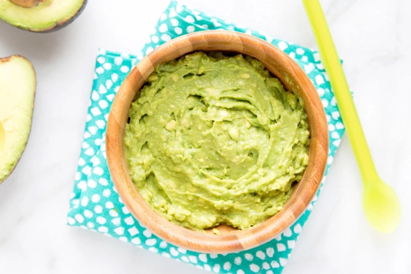 مهمترین نکات دادن آواکادو به نوزادان 2 خواص آووکادو برای نوزاد