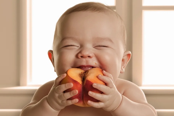 آیا هلو برای نوزاد مفید است؟ 5 خواص هلو برای نوزاد