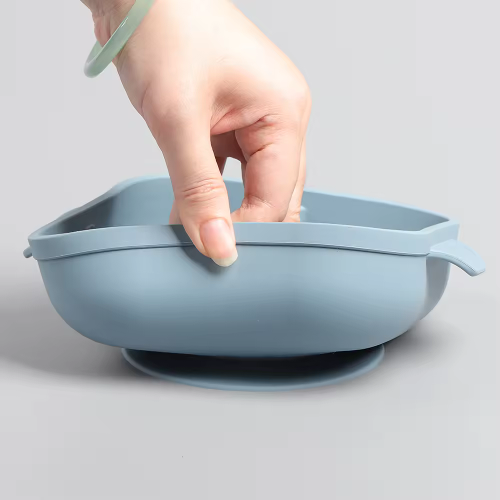 بشقاب تقسیمشده سیلیکونی درپوشدار کودک مدل ASE820 2 بشقاب تقسیمشده سیلیکونی درپوشدار کودک مدل ASE820 1