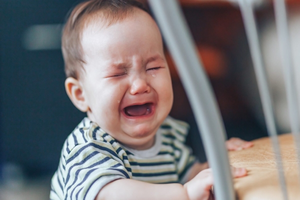 علت گریه های زیاد نوزاد 