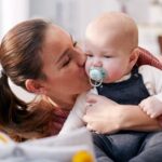 پستانک ارتودنسی ۰تا۶ ماه دوتایی فیلیپس اونت PHILIPS AVENT سری Ultrasoftمدل SCF222/01 - Image 2