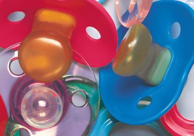 پستونک لاتکس یا سیلیکونی